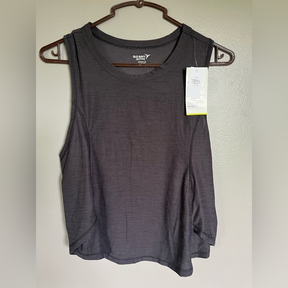 NWT Old Navy Sleeveless set of 2 - Picture 1 of 9